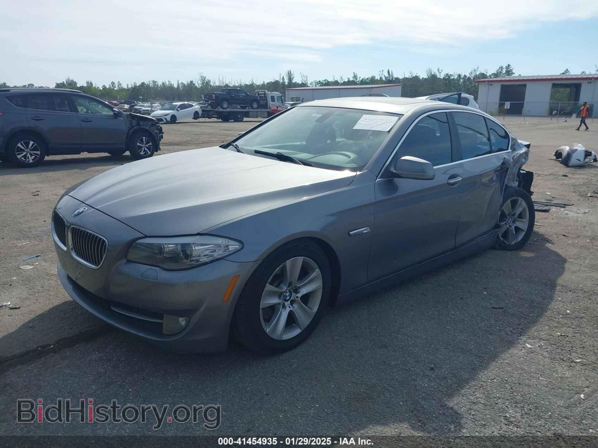 2011 BMW 528I - VIN: WBAFR1C58BDS36532 - Фото 2
