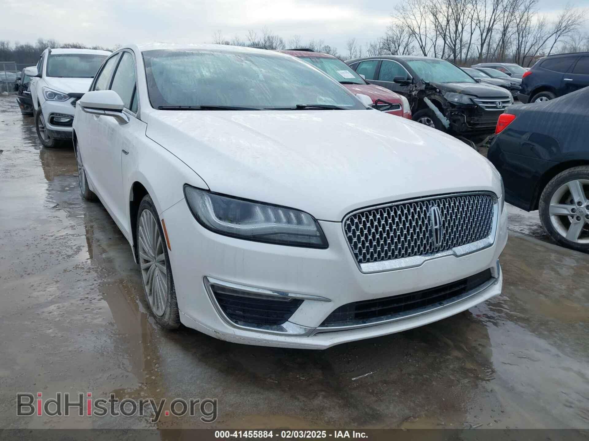 Photo 3LN6L5F95HR622475 - LINCOLN MKZ 2017