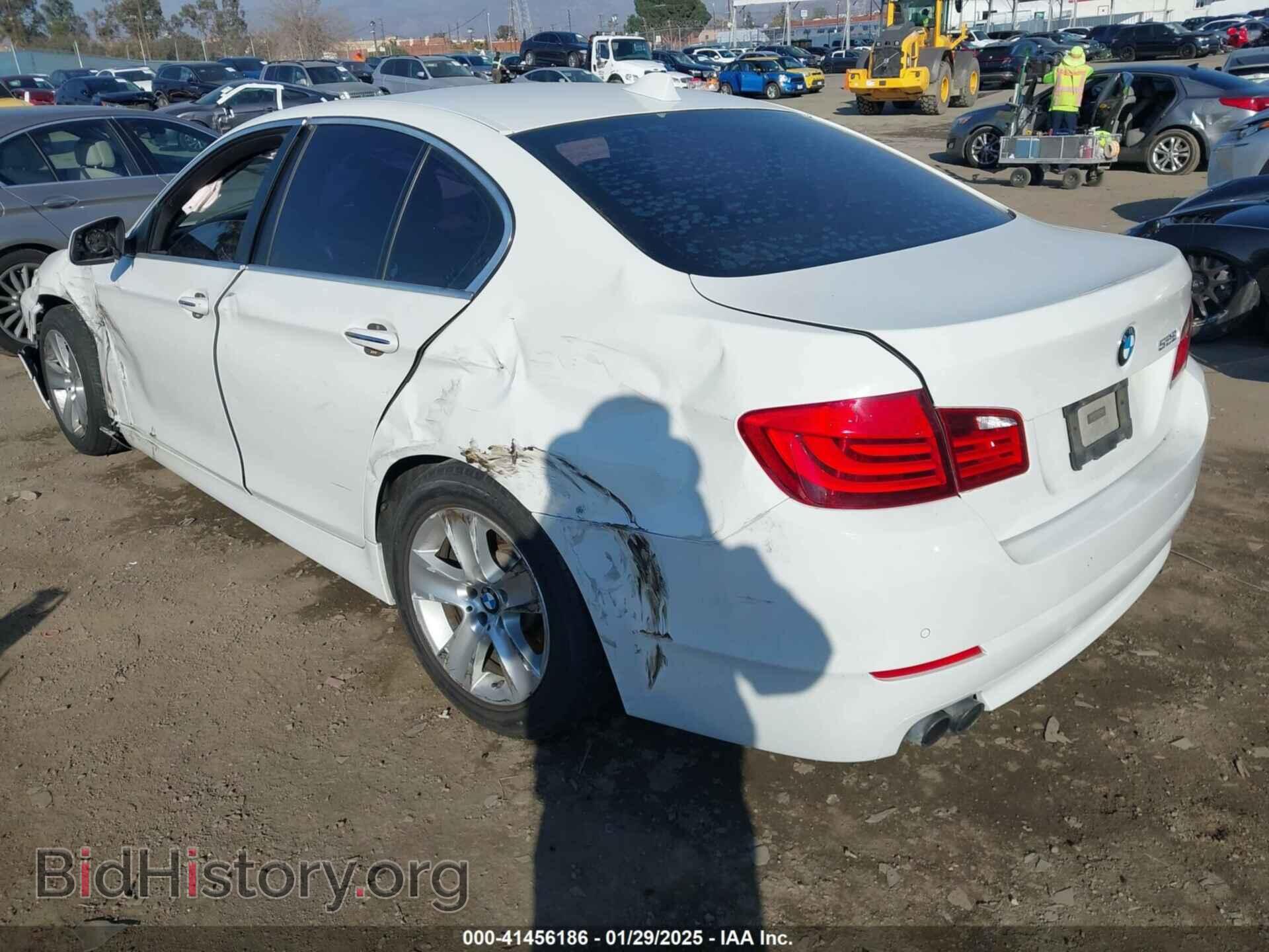 2012 BMW 528I - VIN: WBAXG5C59CDX06070 - Фото 3