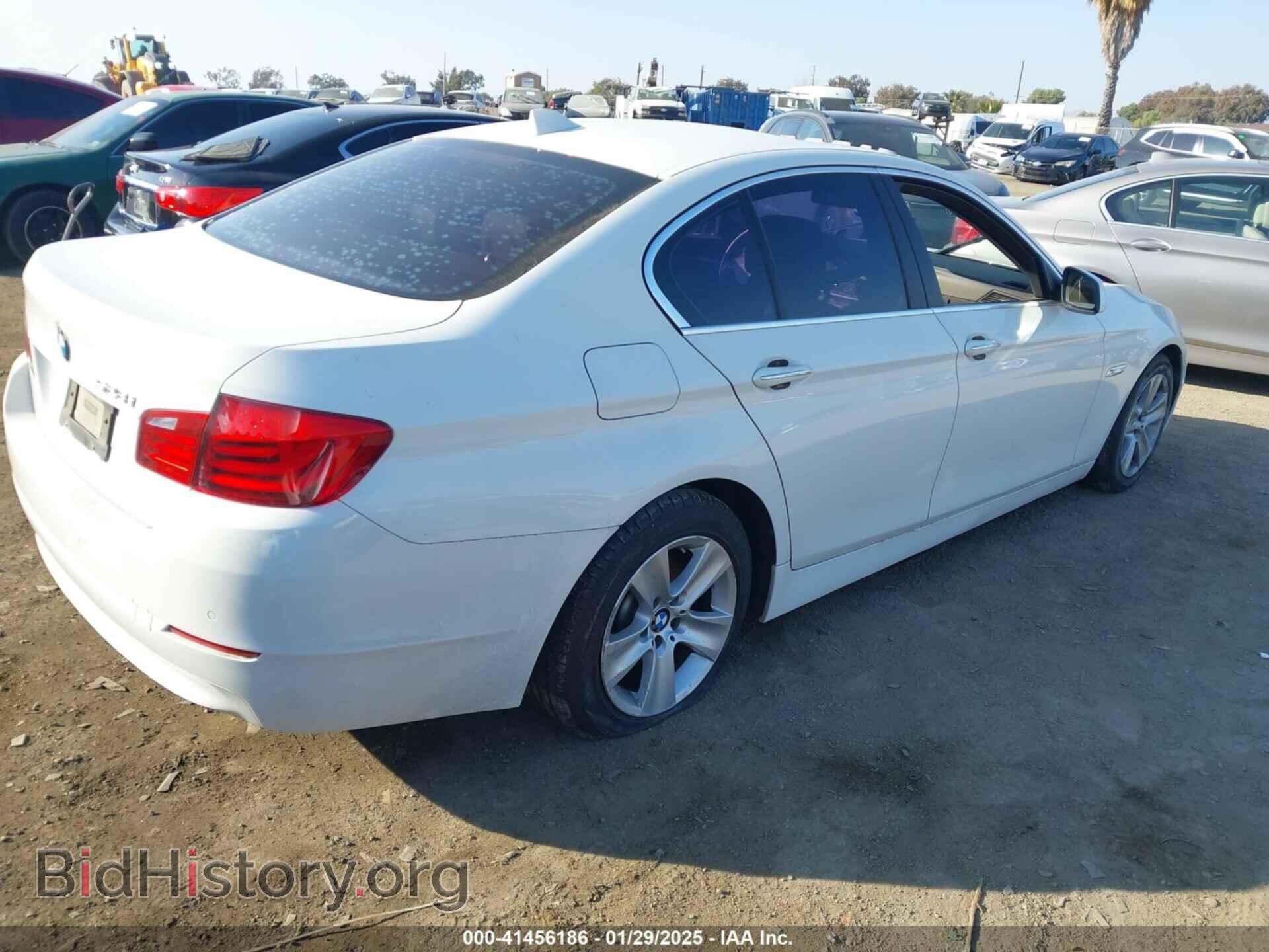 2012 BMW 528I - VIN: WBAXG5C59CDX06070 - Фото 4
