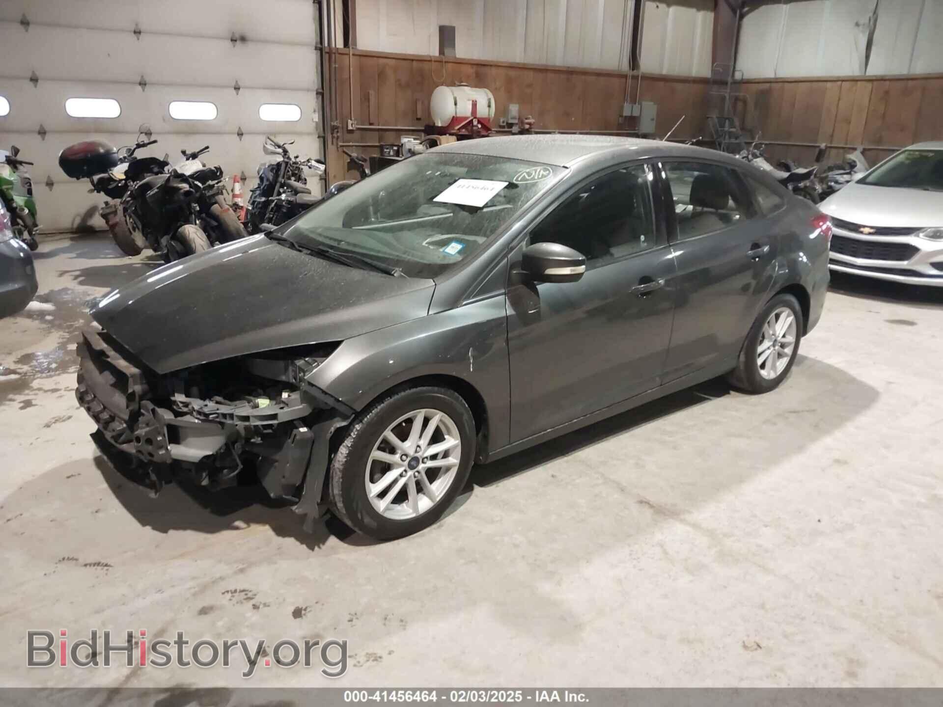 2017 FORD FOCUS - VIN: 1FADP3F29HL281111 - Фото 2