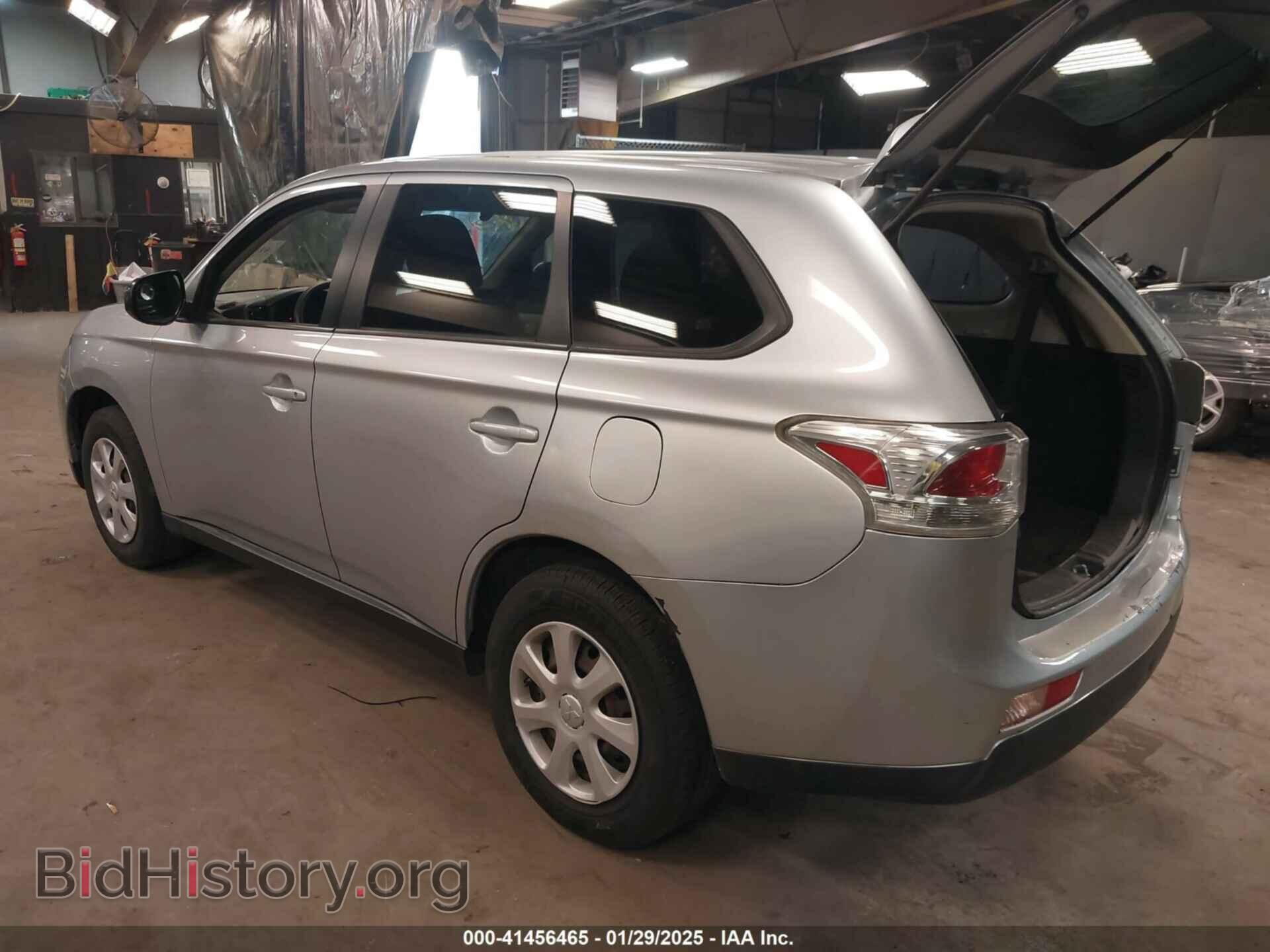 2014 MITSUBISHI OUTLANDER - VIN: JA4AD2A39EZ005790 - Фото 3