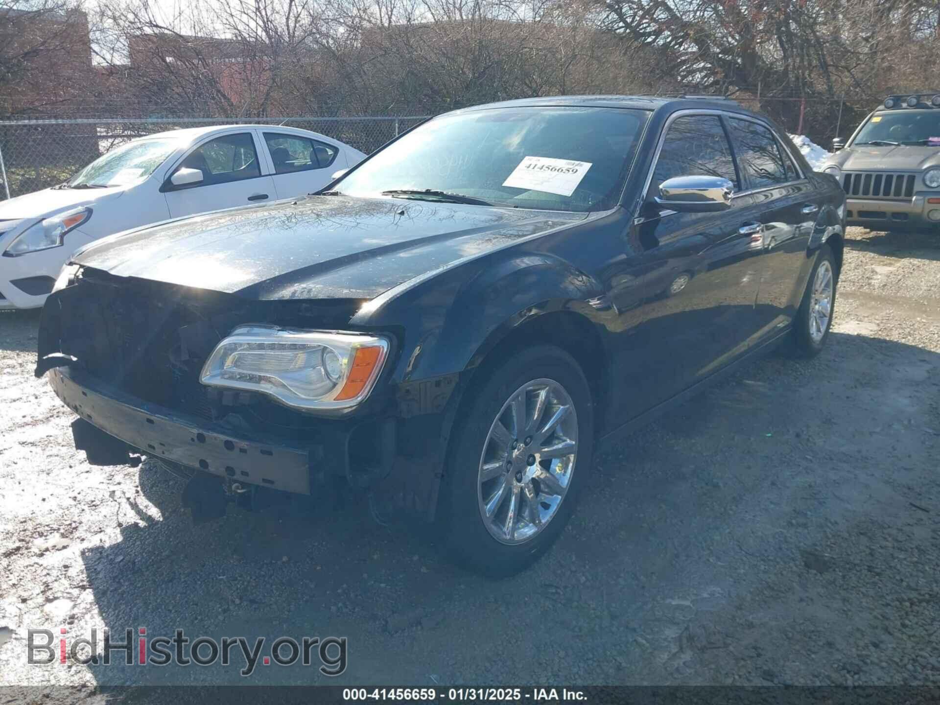 2012 CHRYSLER 300 - VIN: 2C3CCACG9CH192509 - Фото 2