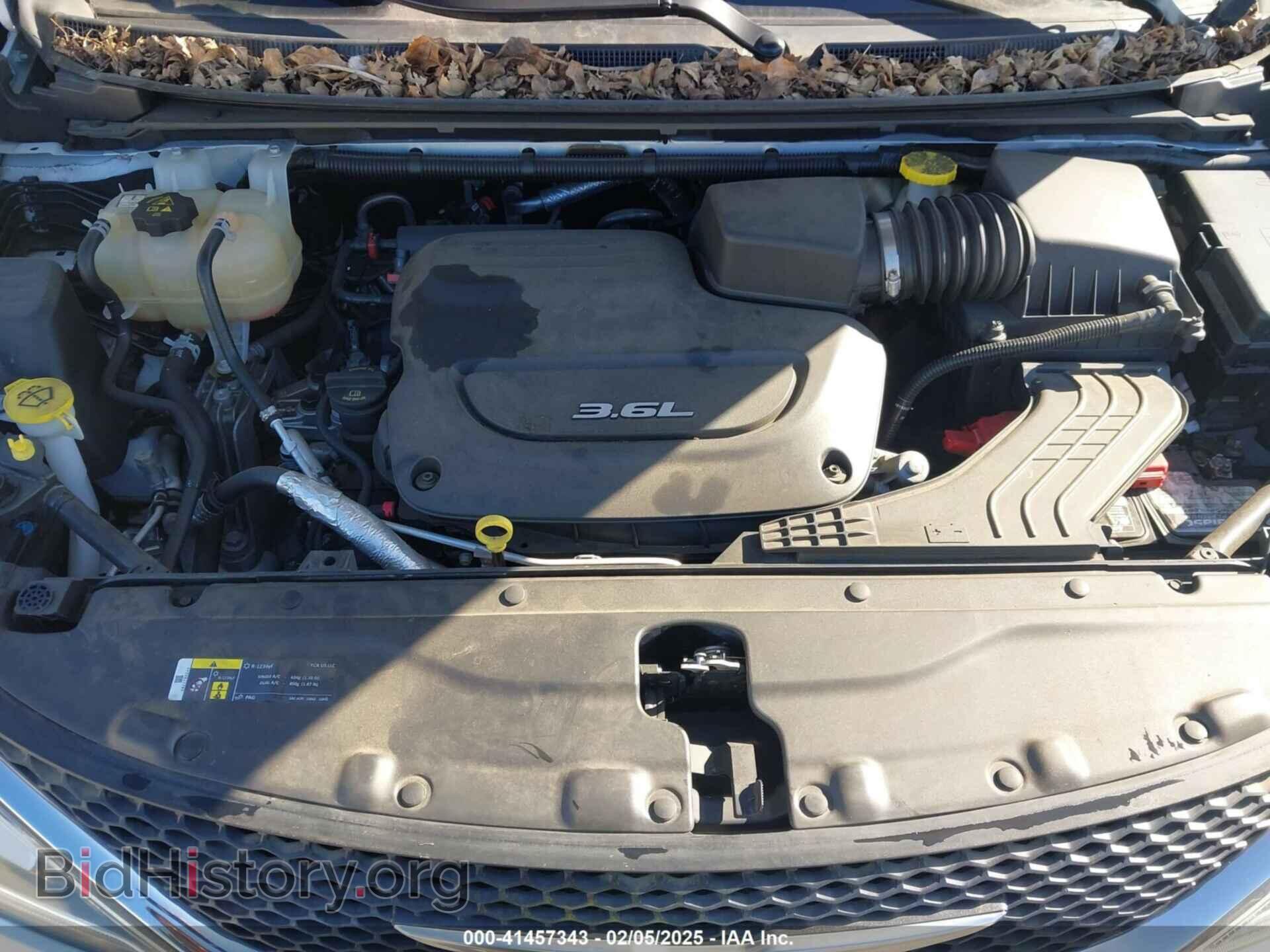 2018 CHRYSLER PACIFICA - VIN: 2C4RC1BG4JR103203 - Фото 10