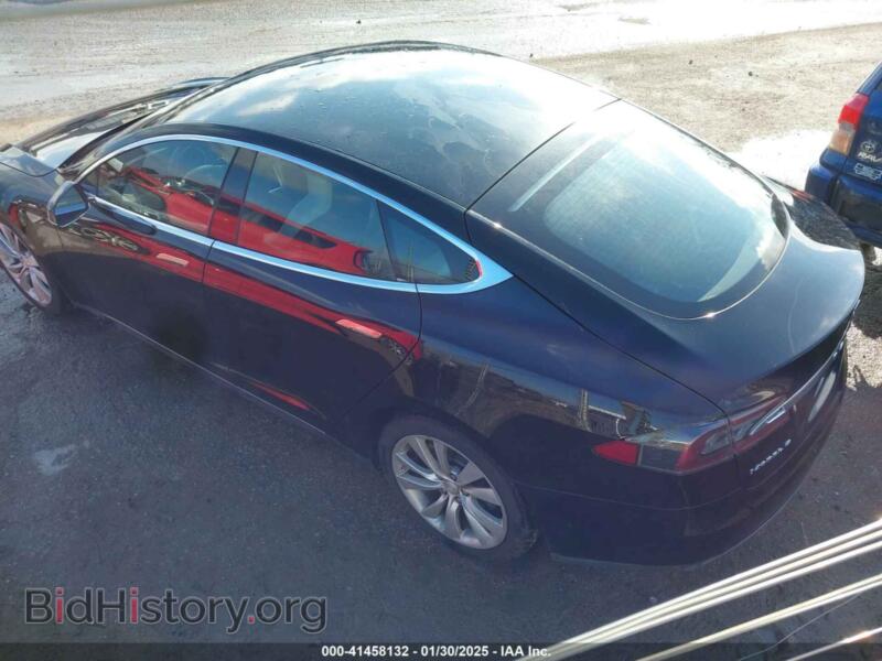 2016 Tesla MODEL S (VIN 5YJSA1E11GF124965) — фото 3 из 18