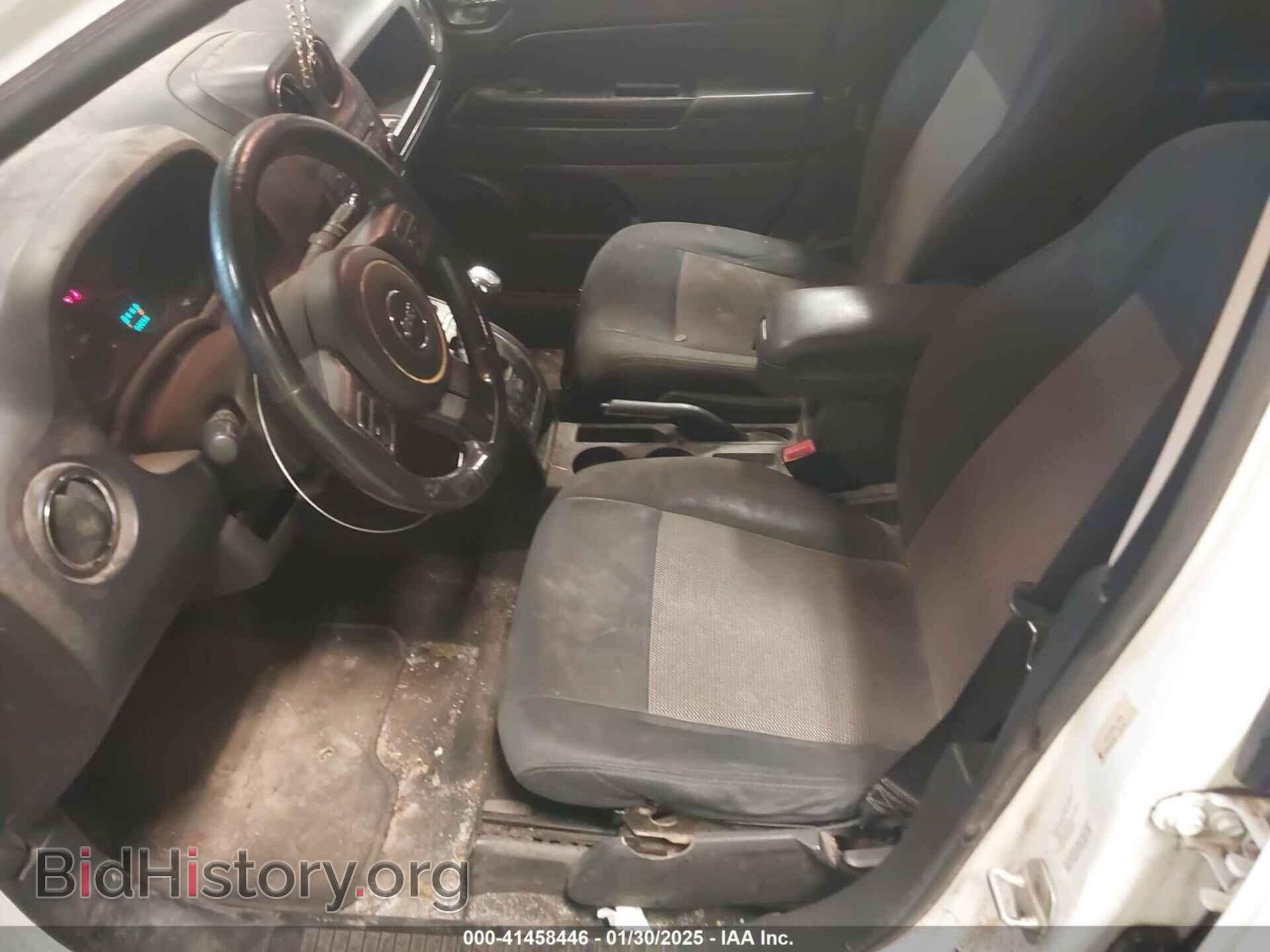 2011 JEEP COMPASS - VIN: 1J4NF1FB6BD210885 - Photo 15
