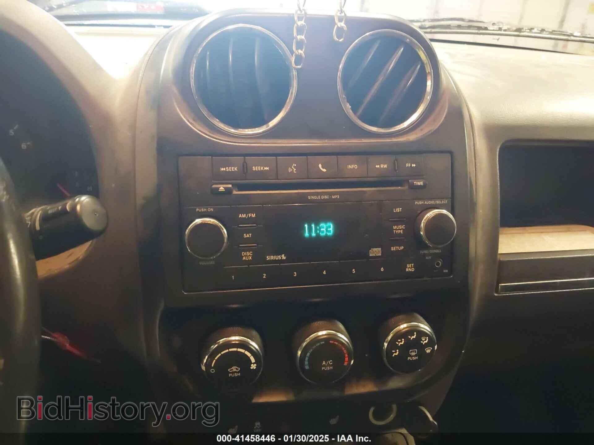 2011 JEEP COMPASS - VIN: 1J4NF1FB6BD210885 - Photo 17