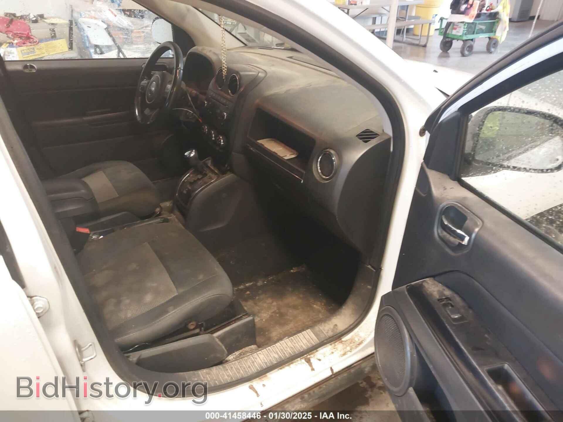 2011 JEEP COMPASS - VIN: 1J4NF1FB6BD210885 - Photo 5