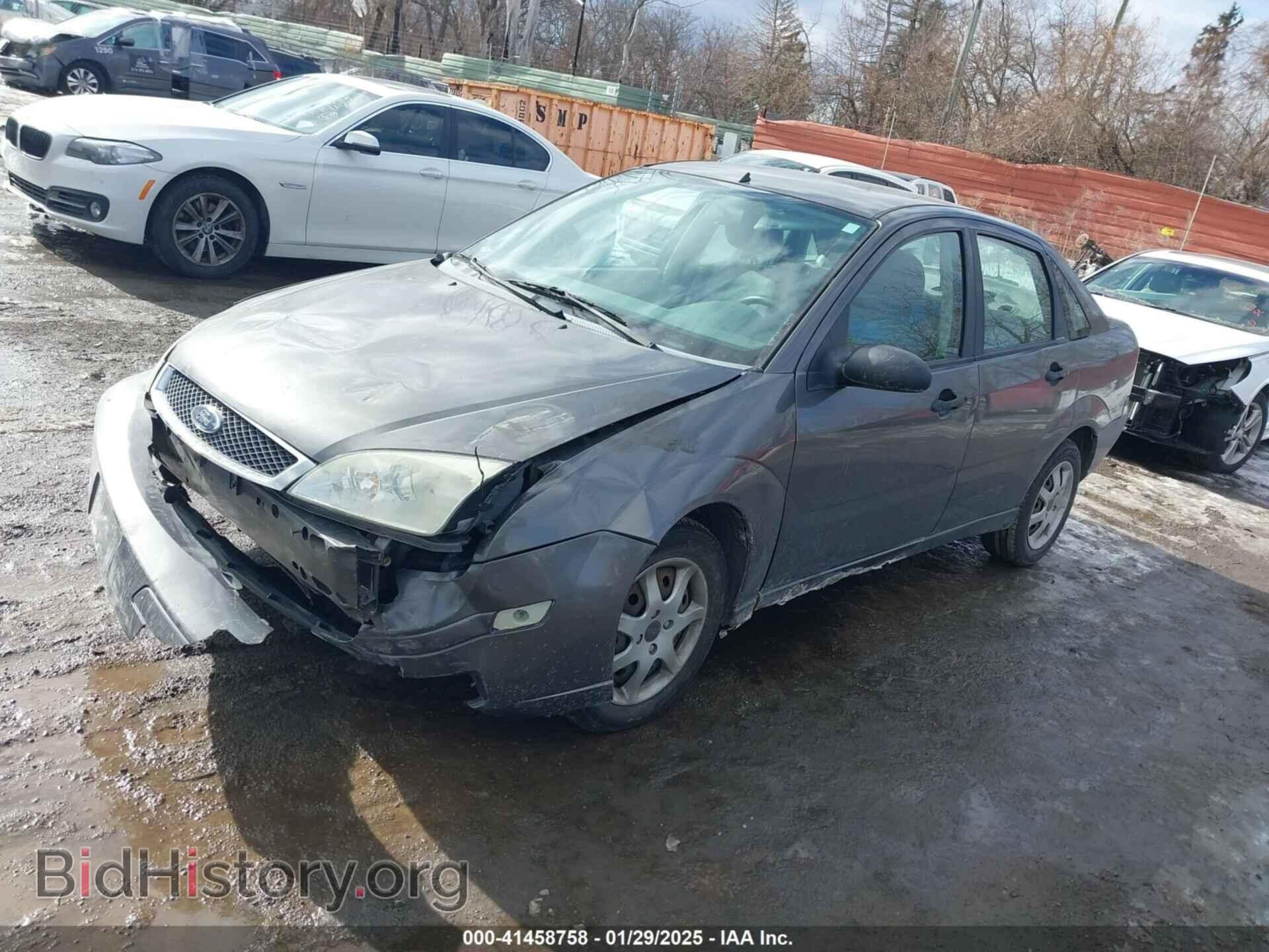 2005 FORD FOCUS - VIN: 1FAFP34N25W242327 - Фото 2