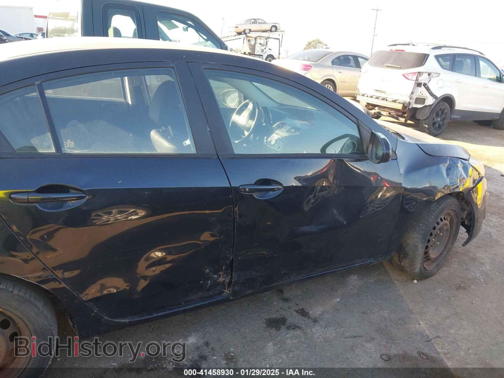 2011 MAZDA MAZDA3 - VIN: JM1BL1UG2B1409658 - Фото 6