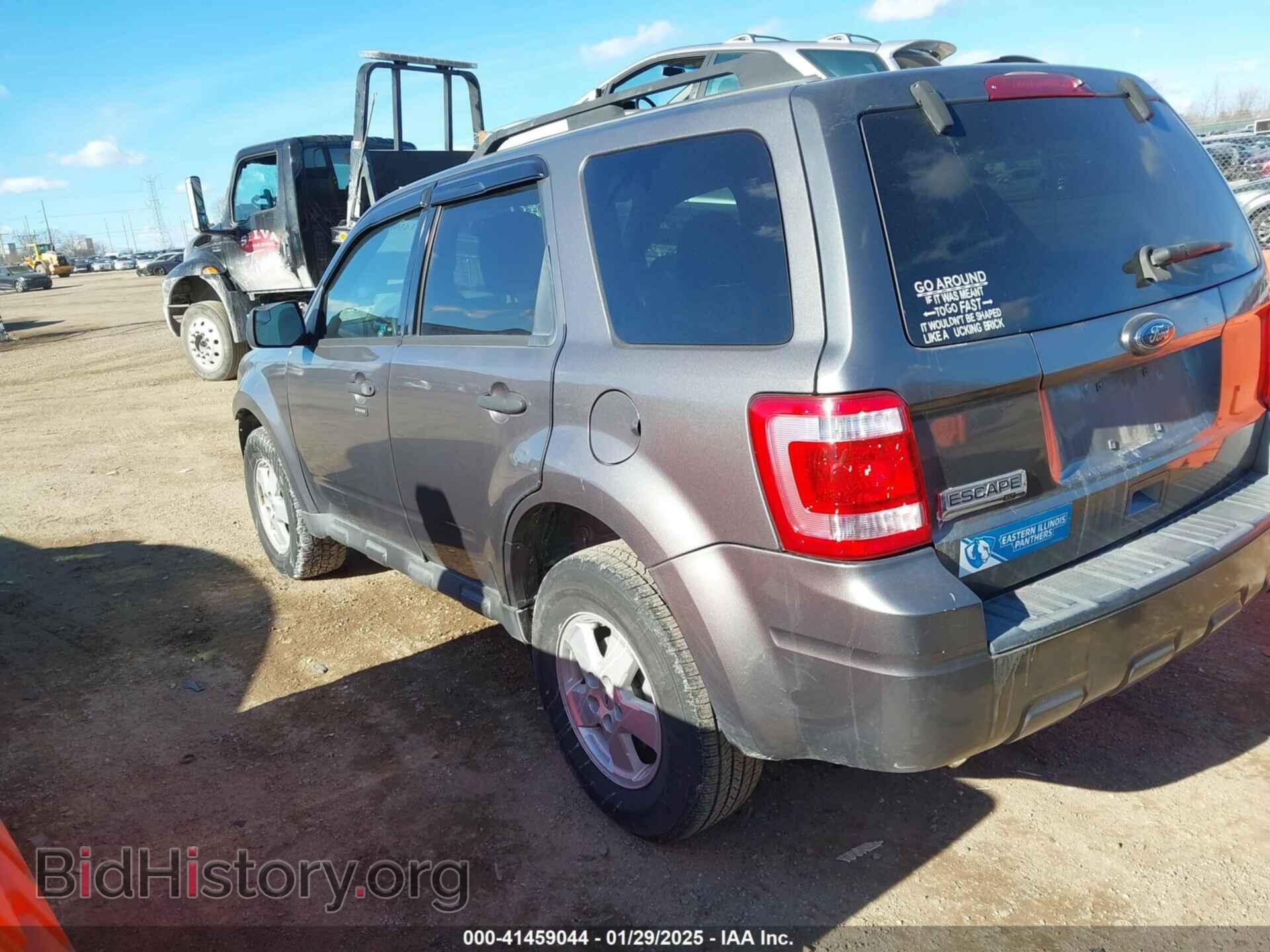 2011 FORD ESCAPE - VIN: 1FMCU0D76BKB52330 - Фото 3