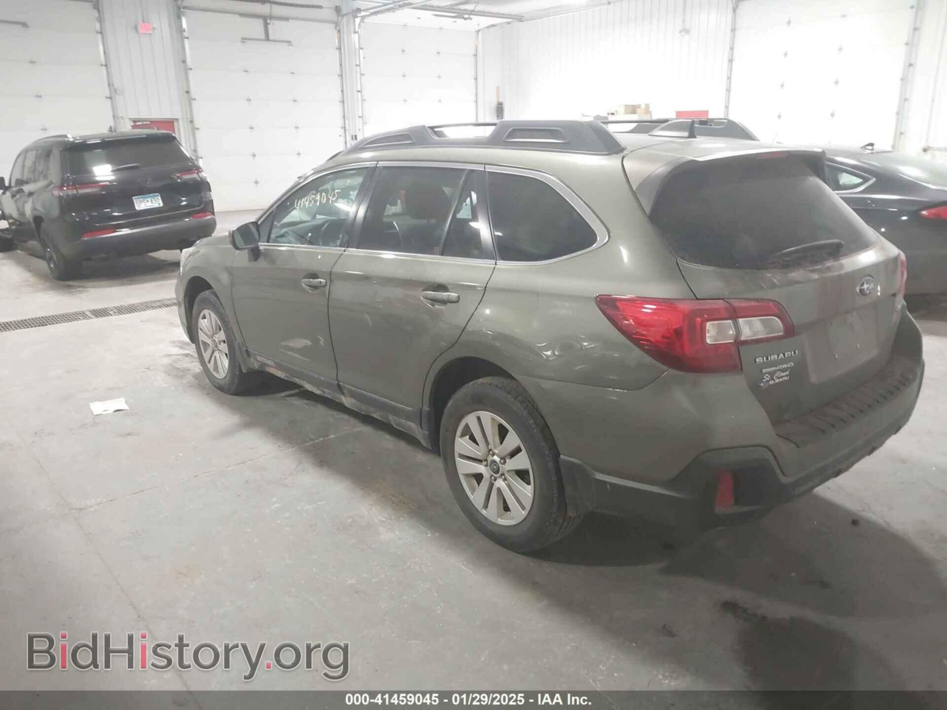 2018 SUBARU OUTBACK - VIN: 4S4BSADC8J3245427 - Фото 3