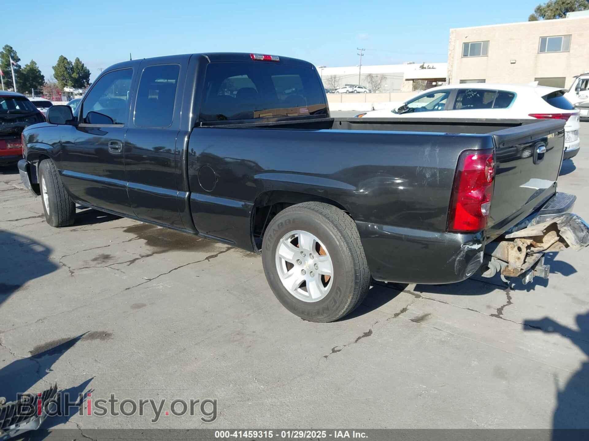 2005 CHEVROLET SILVERADO 1500 - VIN: 2GCEC19T751124357 - Фото 3