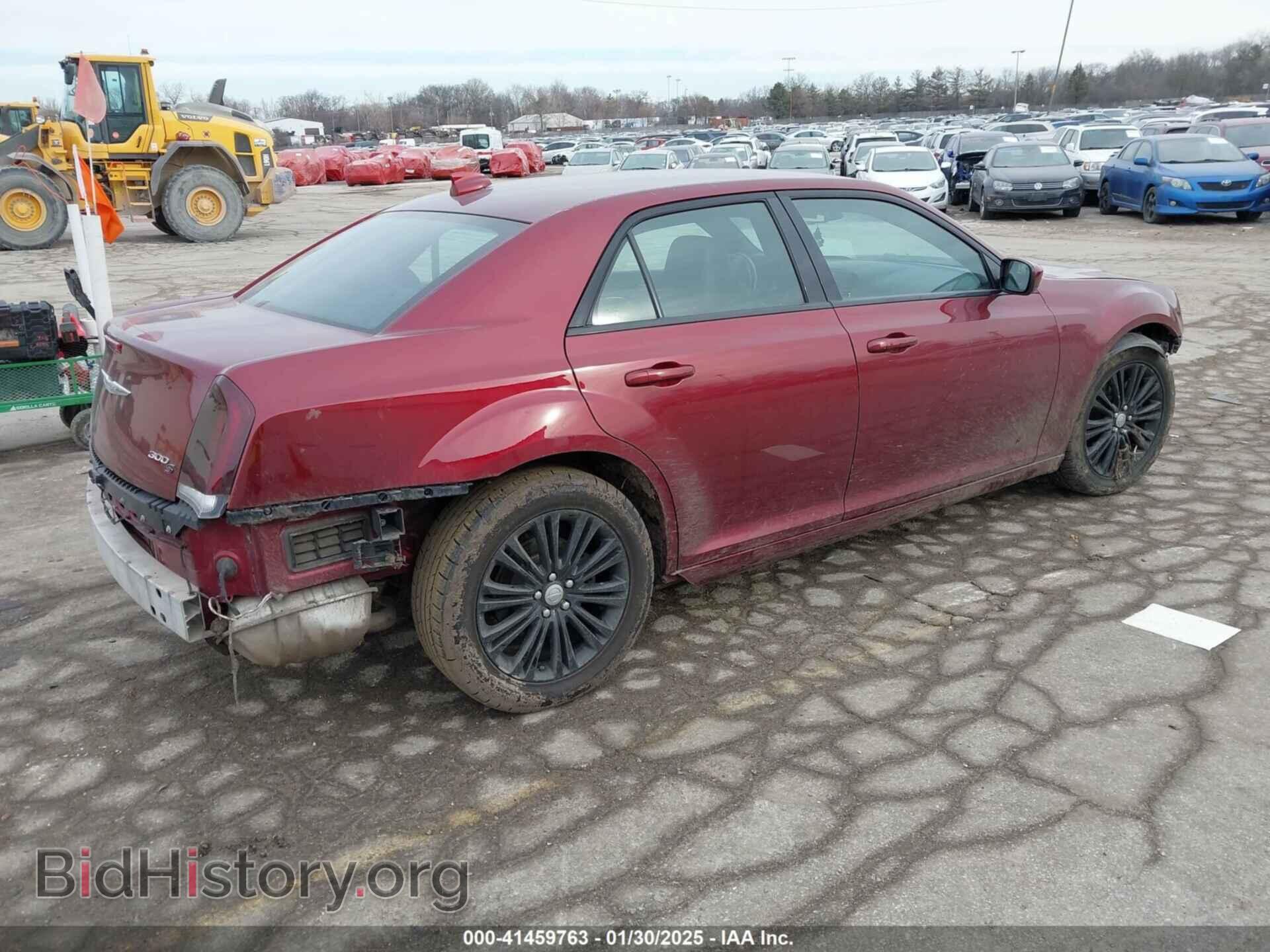 2019 CHRYSLER 300 - VIN: 2C3CCAGG4KH632144 - Фото 4
