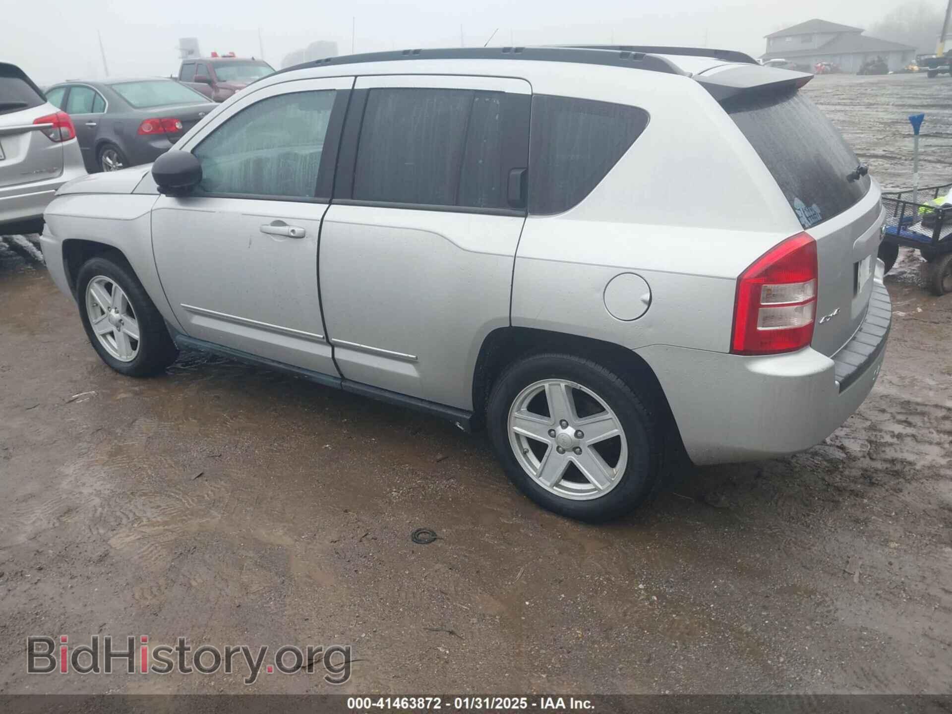 2010 JEEP COMPASS - VIN: 1J4NF4FB2AD644110 - Фото 3
