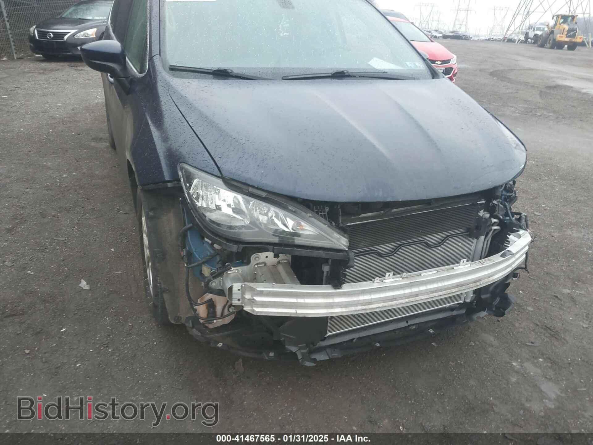2018 CHRYSLER PACIFICA - VIN: 2C4RC1DG2JR252268 - Фото 16