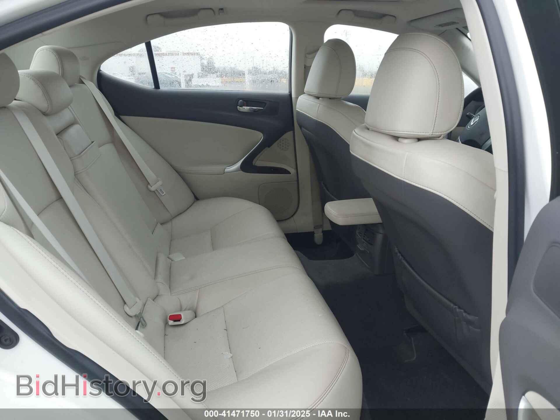 2011 LEXUS IS 350 - VIN: JTHBE5C24B5028361 - Фото 8