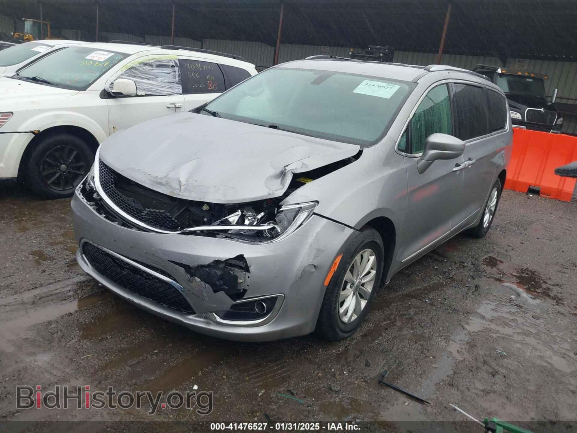 2018 CHRYSLER PACIFICA - VIN: 2C4RC1BG2JR253844 - Фото 2