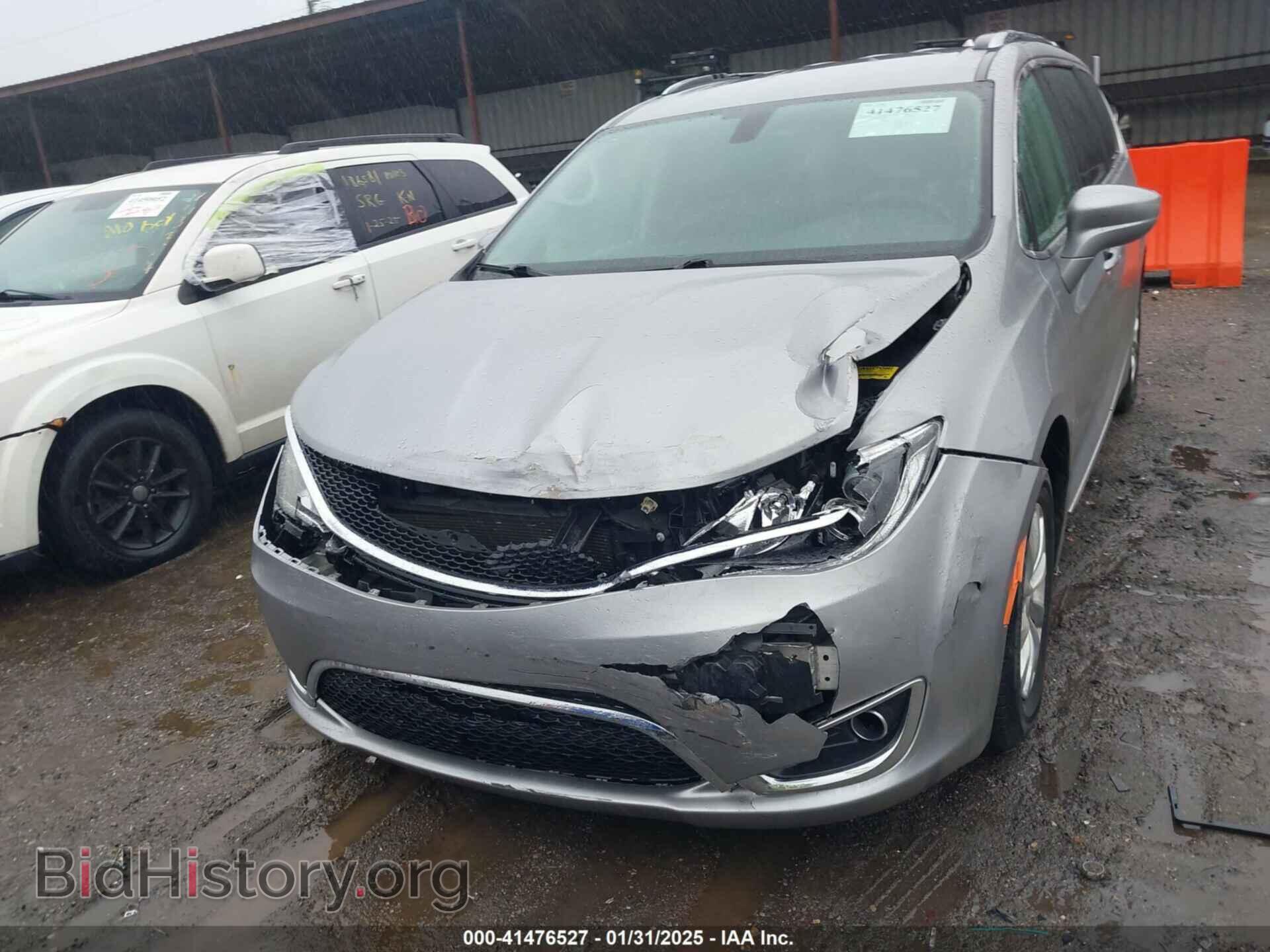 2018 CHRYSLER PACIFICA - VIN: 2C4RC1BG2JR253844 - Фото 12