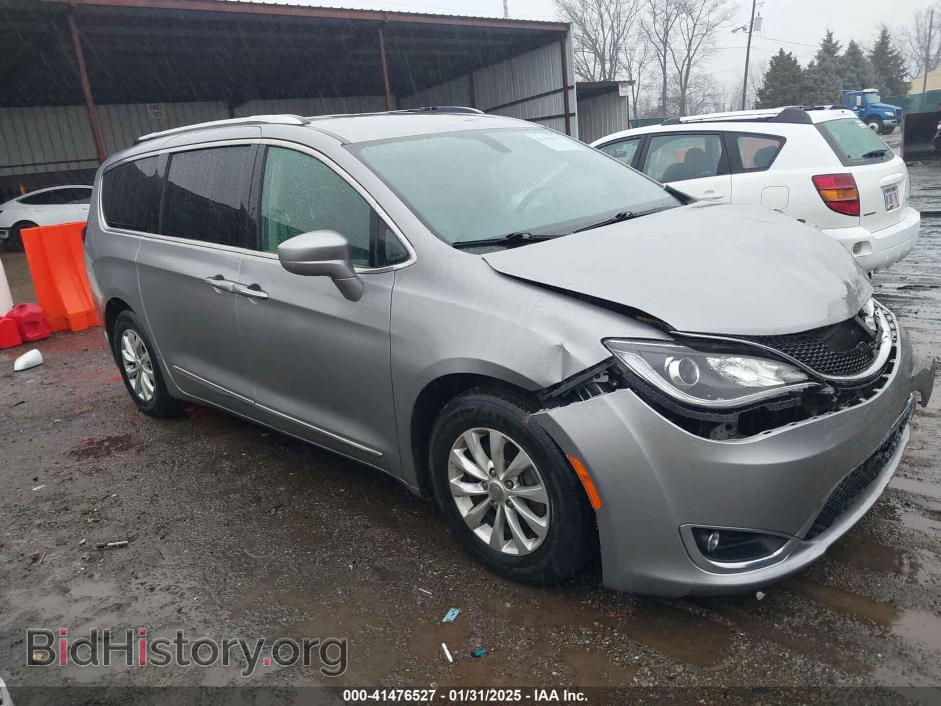 2018 CHRYSLER PACIFICA - VIN: 2C4RC1BG2JR253844 - Фото 13