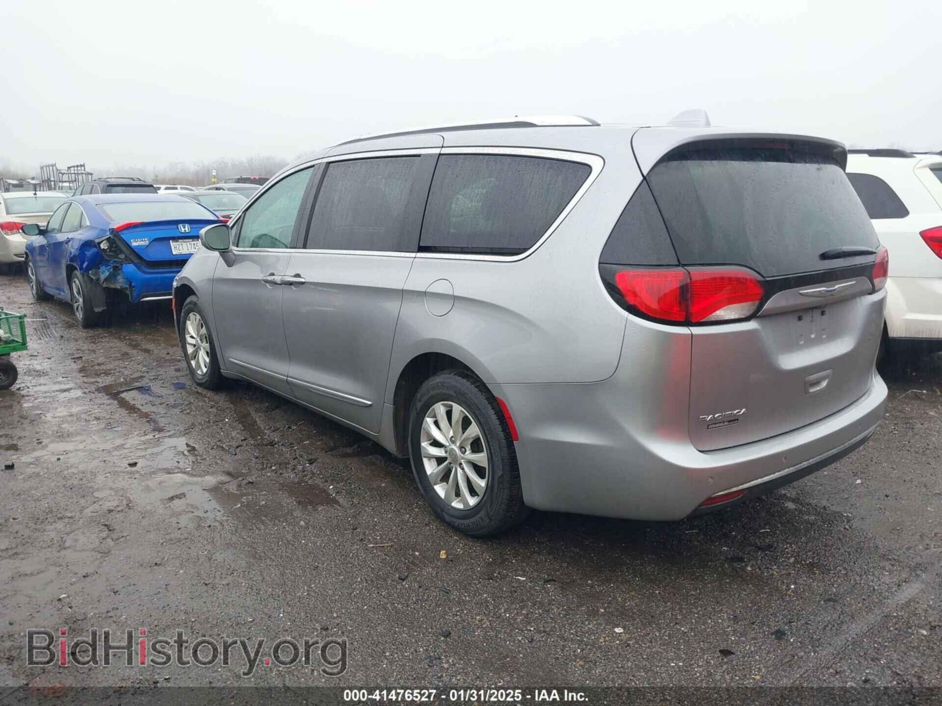 2018 CHRYSLER PACIFICA - VIN: 2C4RC1BG2JR253844 - Фото 14