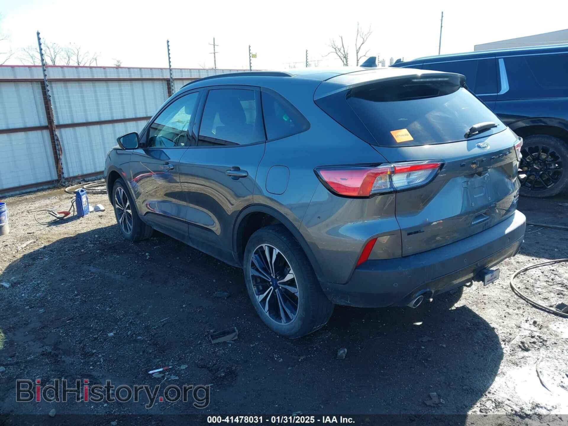 2022 FORD ESCAPE - VIN: 1FMCU9H94NUB03331 - Фото 3