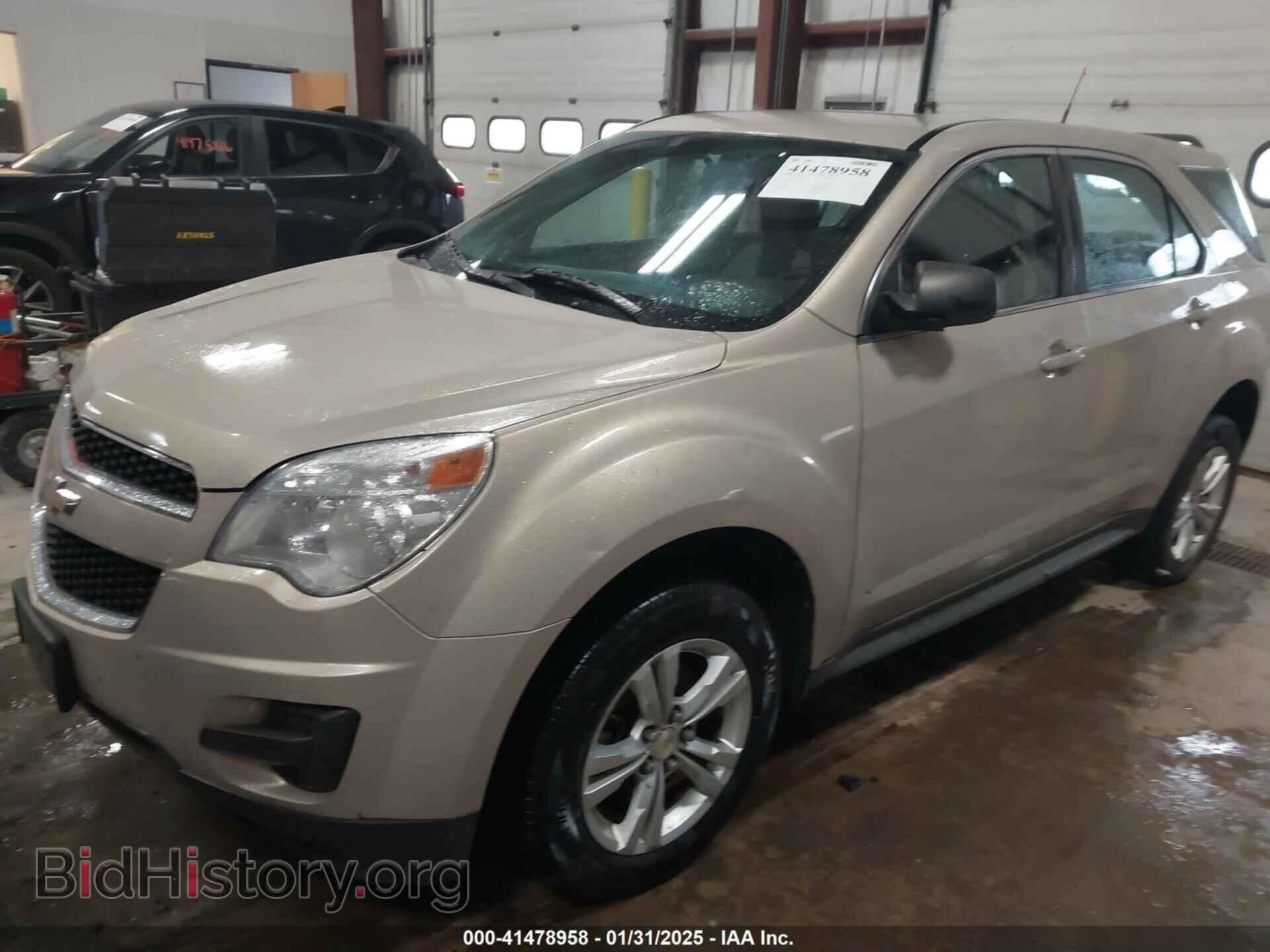 2011 CHEVROLET EQUINOX - VIN: 2GNALBEC9B1189885 - Фото 2