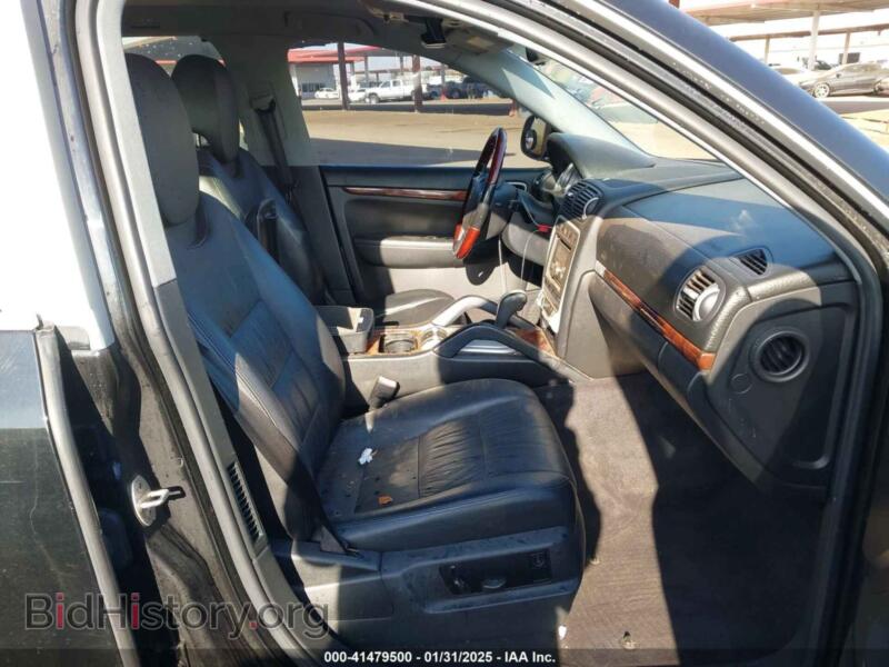 2005 Porsche CAYENNE (VIN WP1AB29P05LA63999) — photo 5 of 11