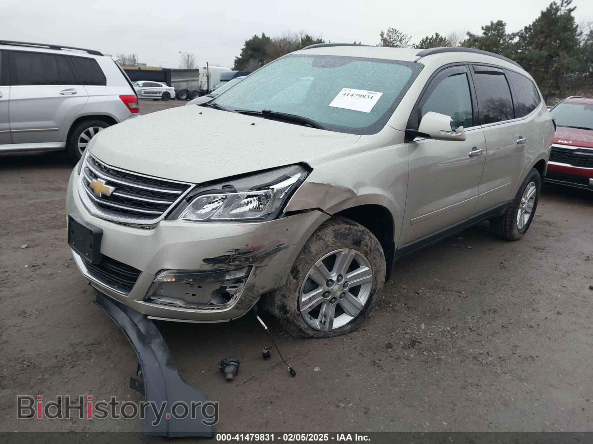 2014 CHEVROLET TRAVERSE - VIN: 1GNKRHKD4EJ328091 - Фото 2