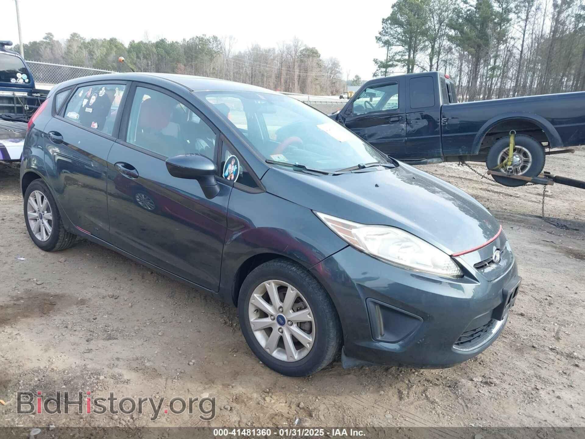 Photo 3FADP4EJ4BM178134 - FORD FIESTA 2011