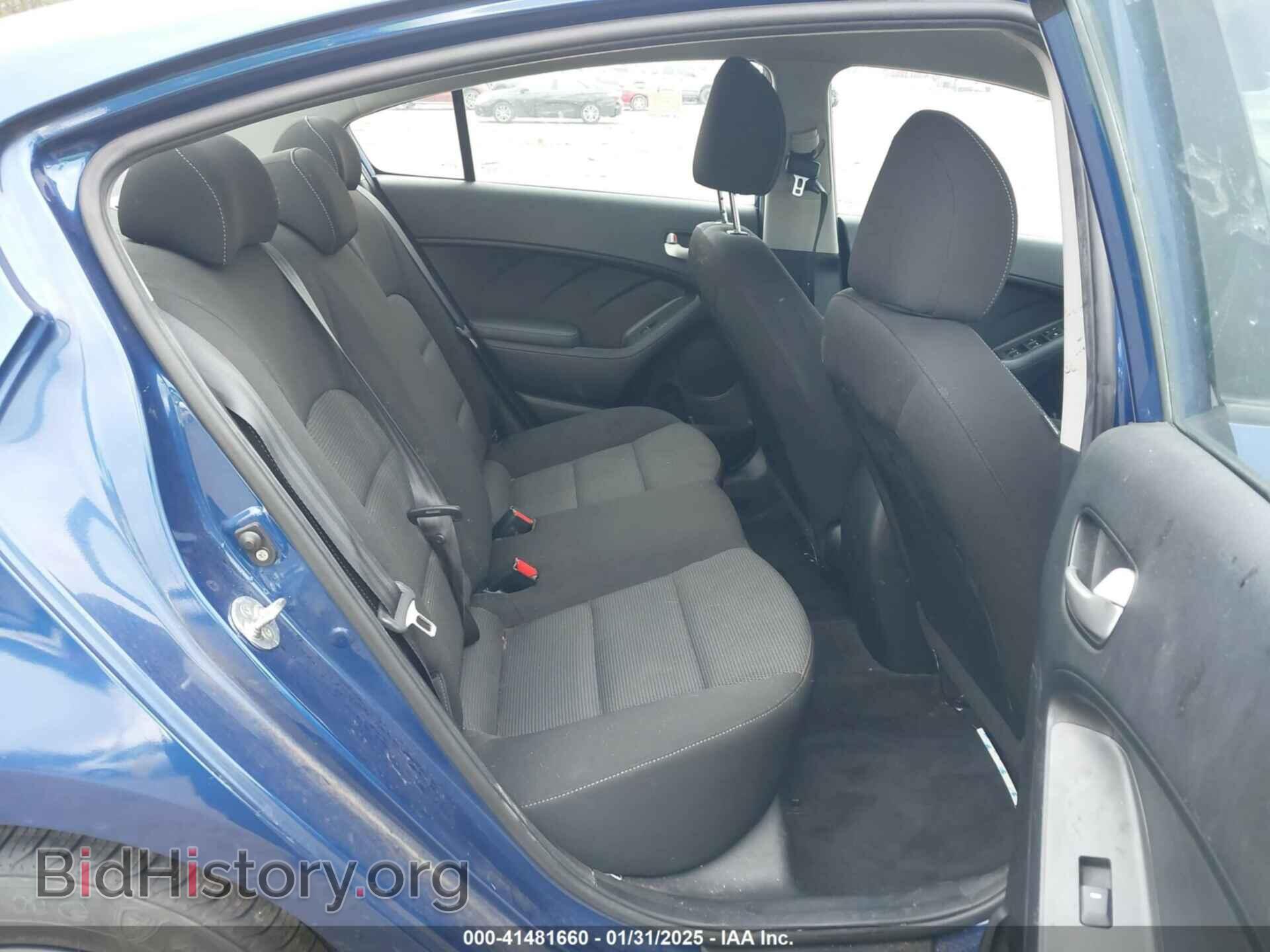 2017 KIA FORTE - VIN: 3KPFK4A74HE129045 - Фото 8