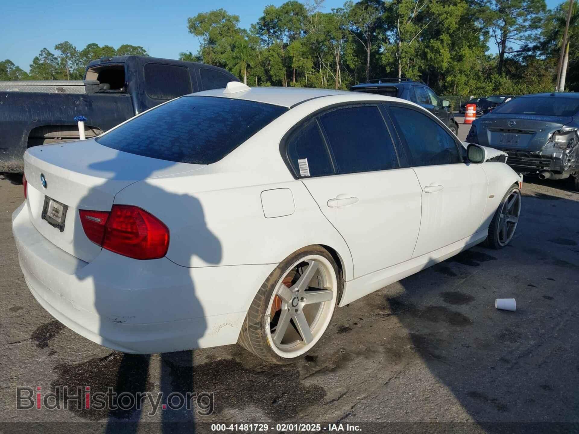 2010 BMW 328I - VIN: WBAPH7C53AA176458 - Photo 4