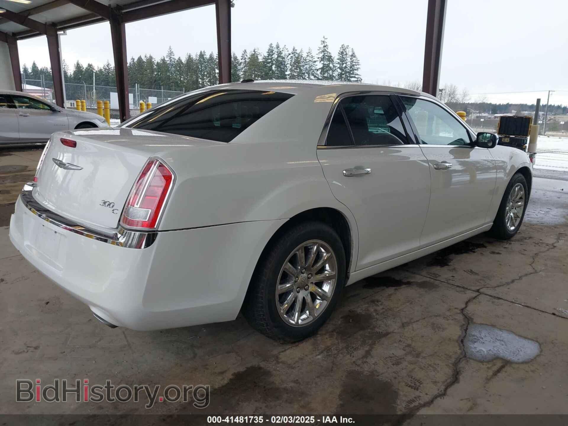 2014 CHRYSLER 300C - VIN: 2C3CCAET3EH217000 - Photo 4