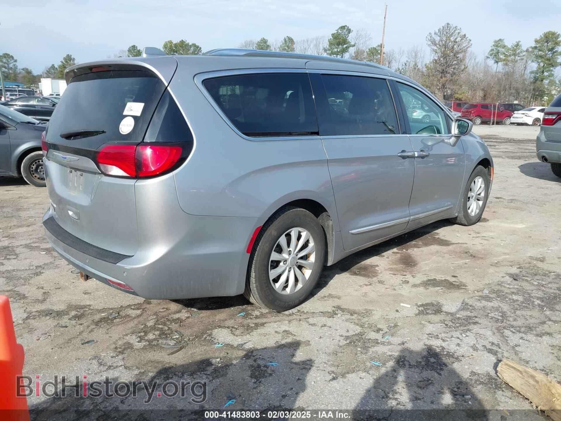 2018 CHRYSLER PACIFICA - VIN: 2C4RC1BG9JR290695 - Фото 4