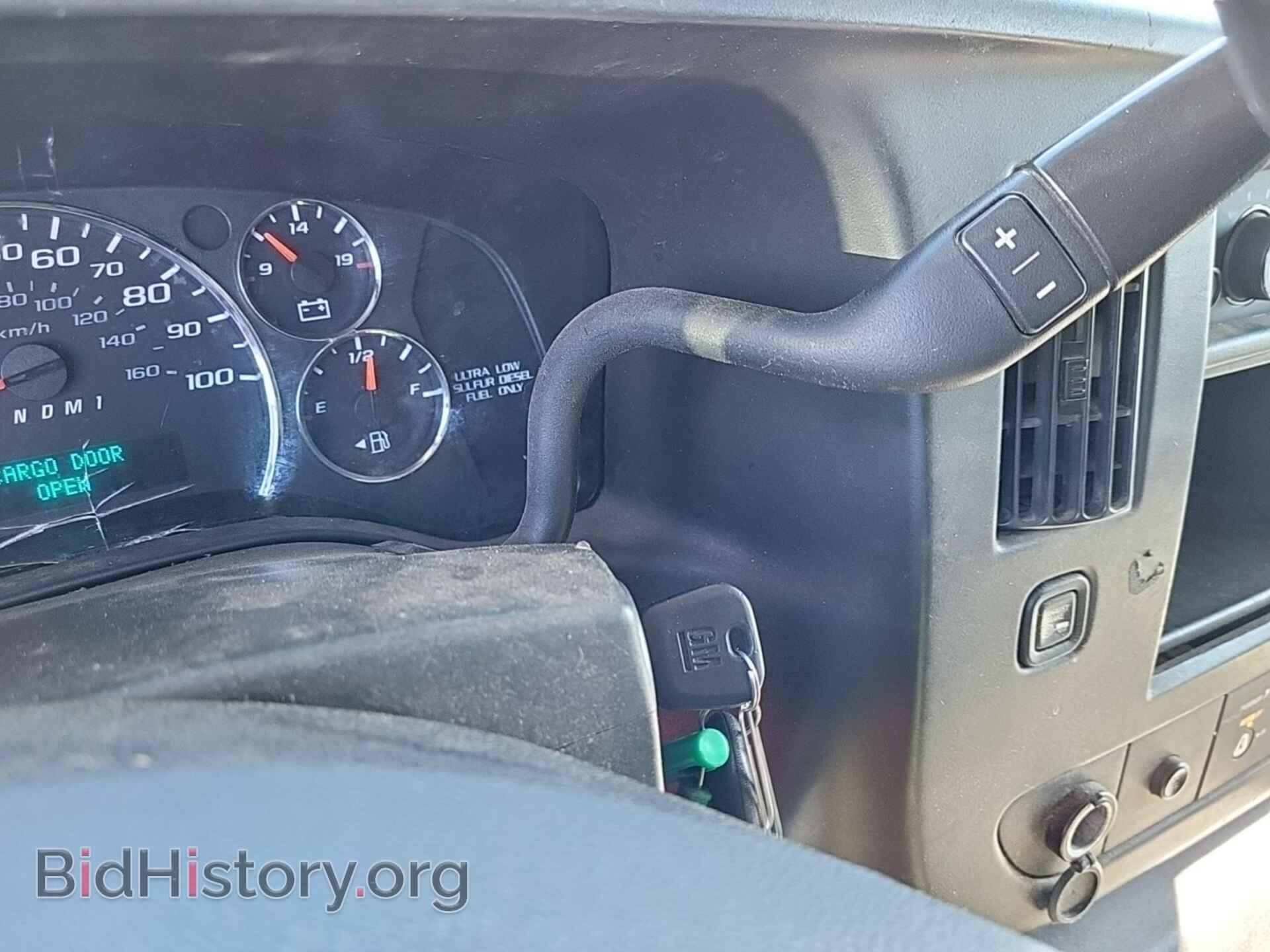 2017 CHEVROLET EXPRESS 2500 - VIN: 1GCWGAF1XH1326843 - Фото 29