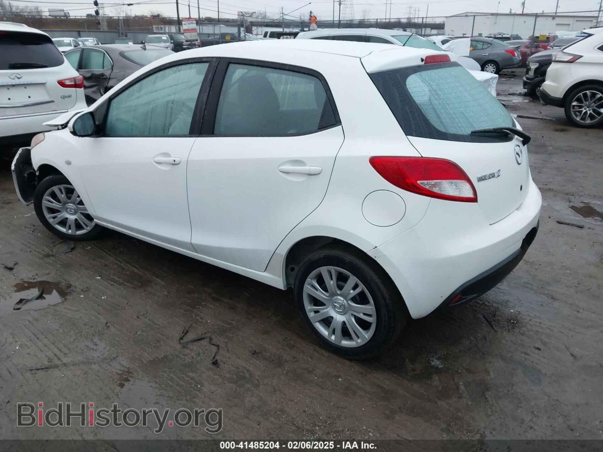 2014 MAZDA MAZDA2 - VIN: JM1DE1KZXE0182432 - Фото 3