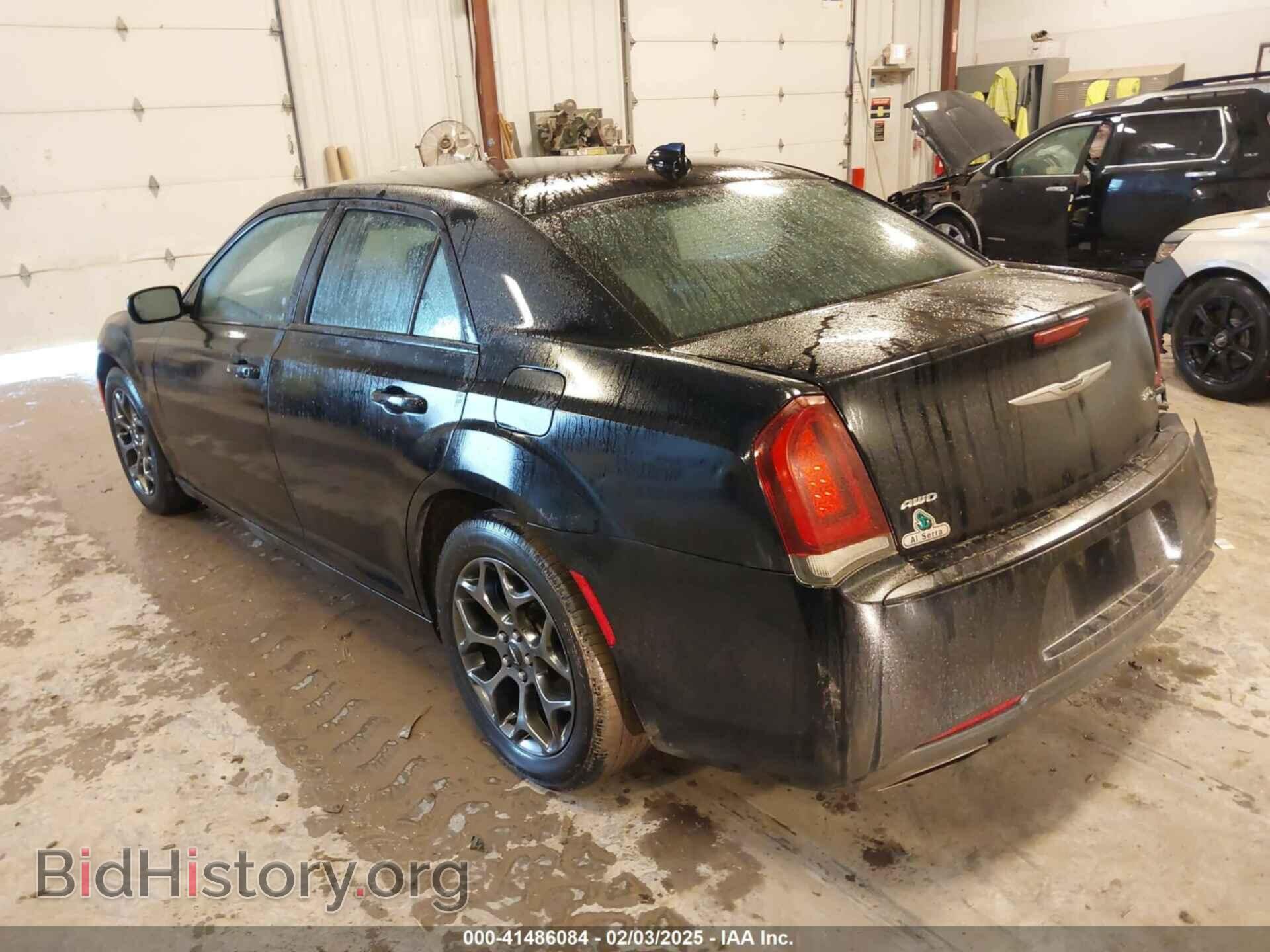 2016 CHRYSLER 300 - VIN: 2C3CCAGG7GH329401 - Фото 3