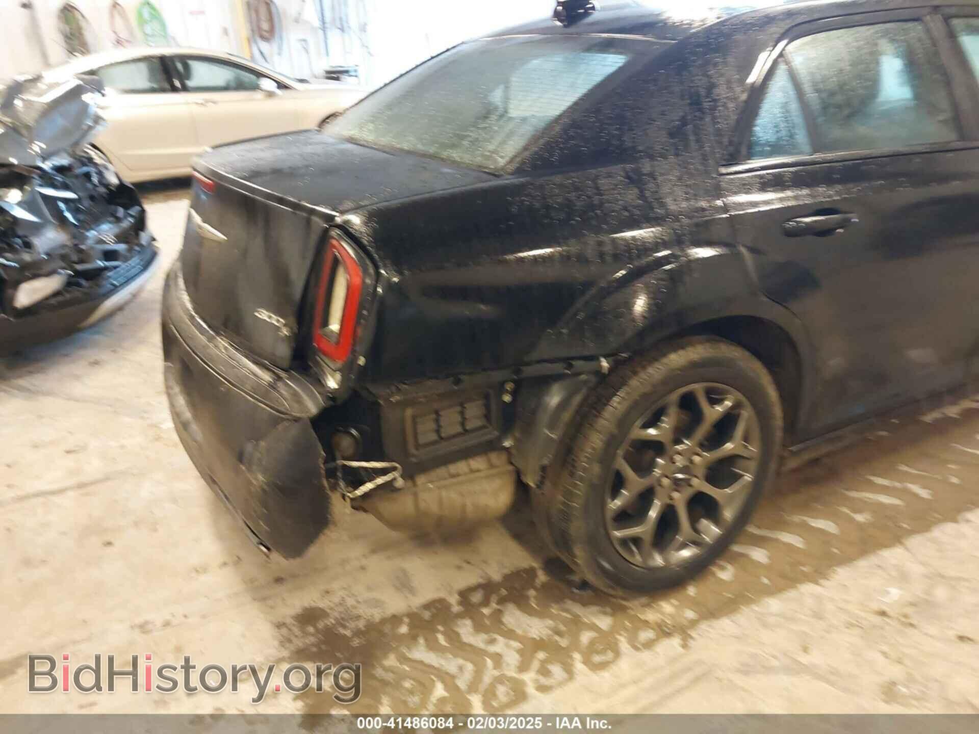 2016 CHRYSLER 300 - VIN: 2C3CCAGG7GH329401 - Фото 6