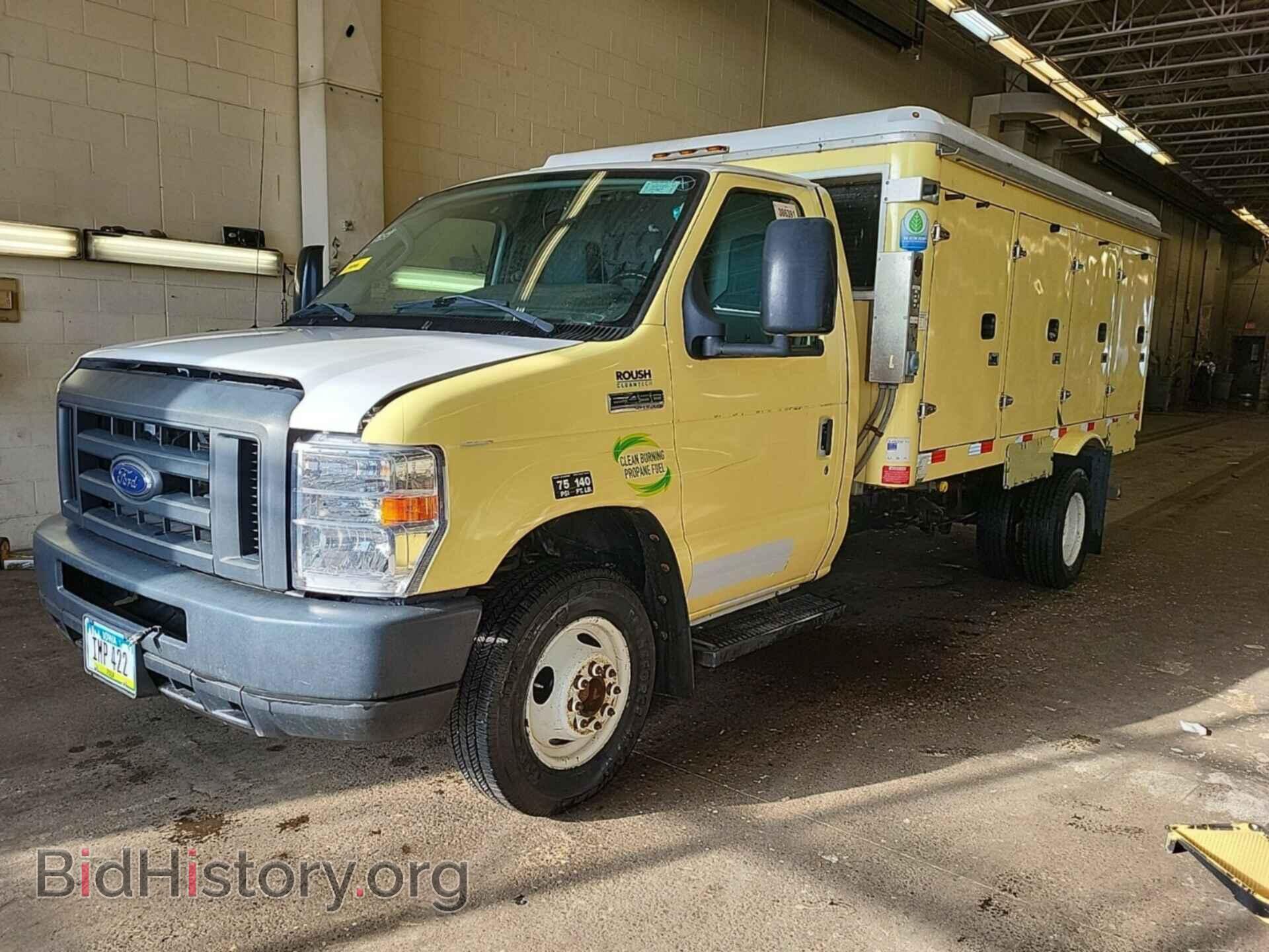 2018 FORD ECONOLINE - VIN: 1FDXE4FS2JDC33271 - Фото 2