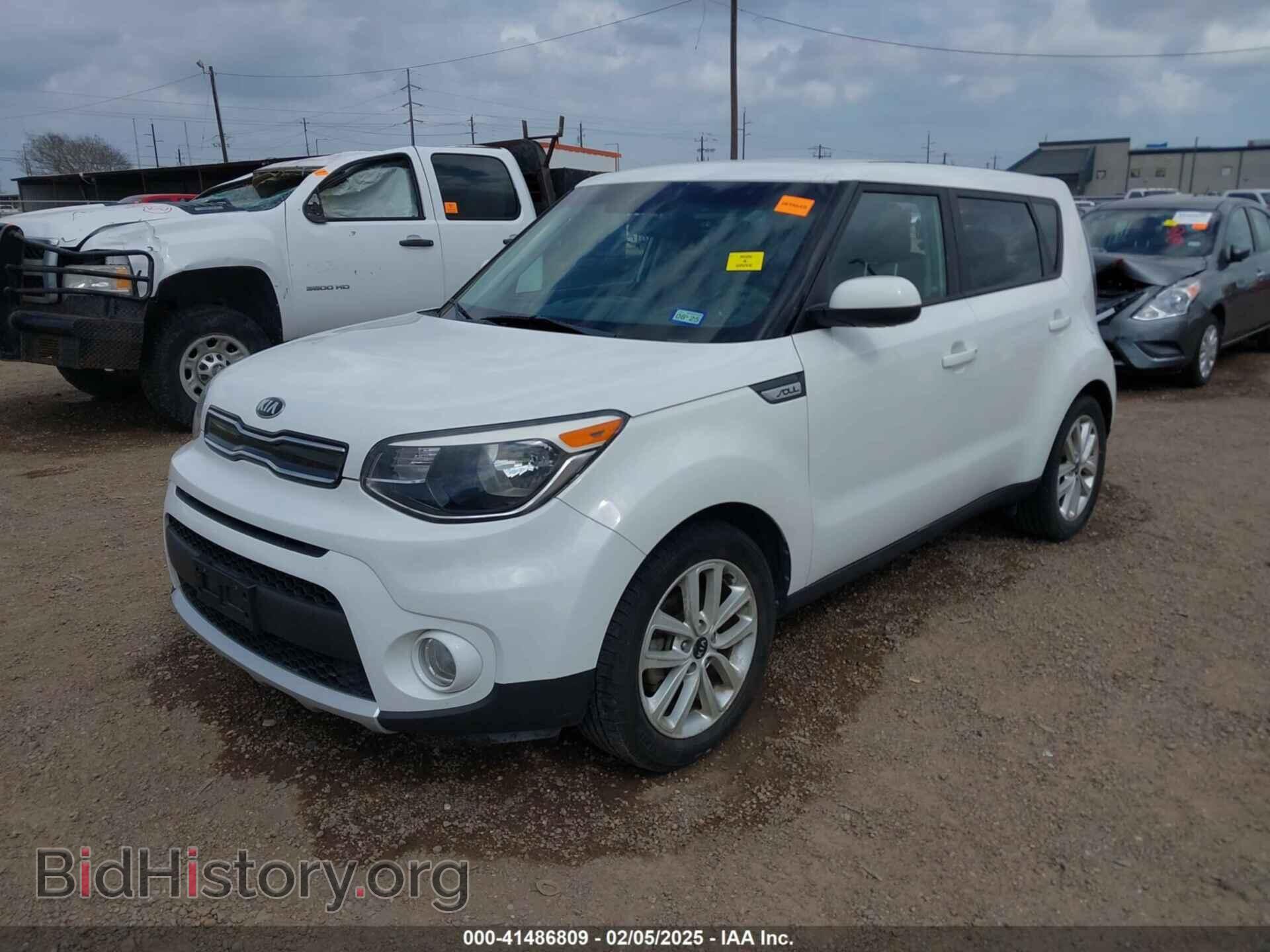 2017 KIA SOUL - VIN: KNDJP3A54H7410041 - Фото 2
