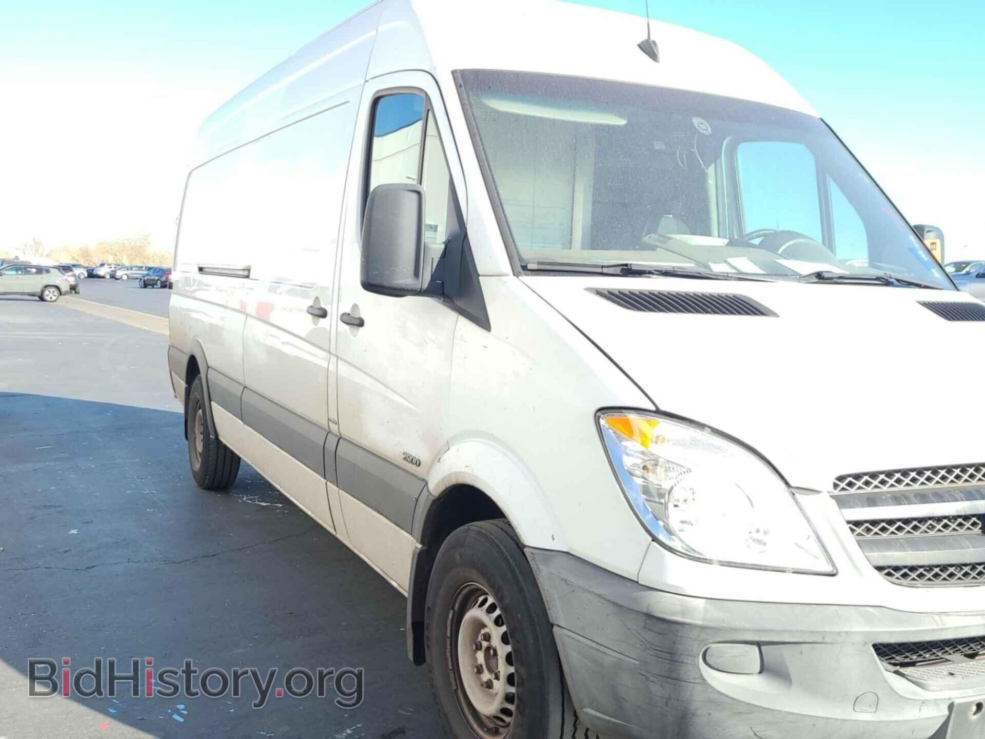 2011 MERCEDES-BENZ SPRINTER - VIN: WD3PE8CB4B5591848 - Фото 2