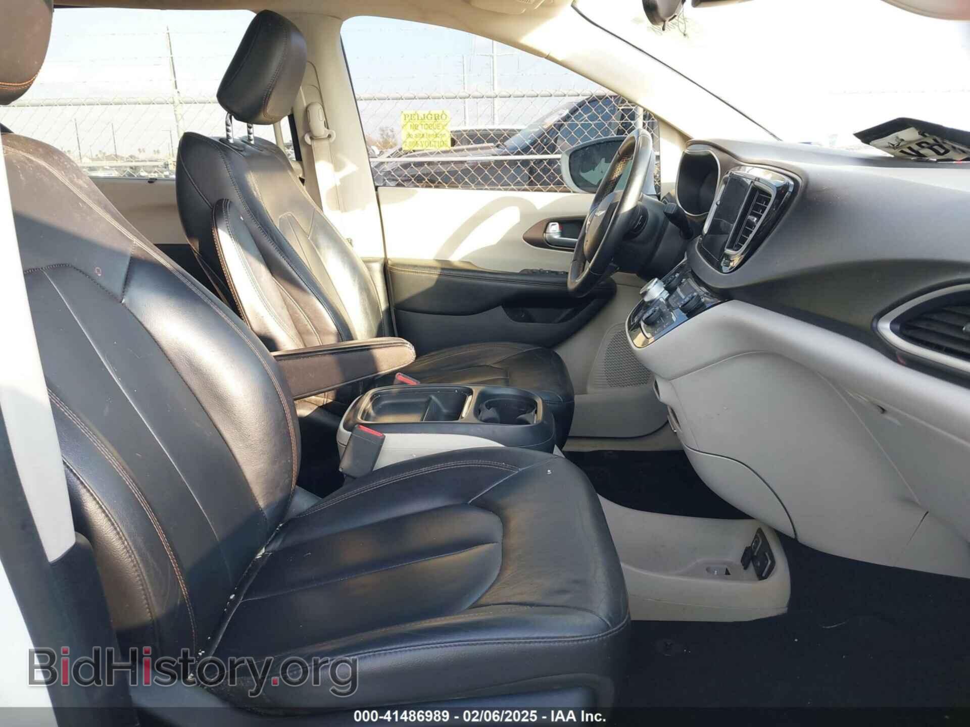 2017 CHRYSLER PACIFICA - VIN: 2C4RC1BG1HR576275 - Фото 5