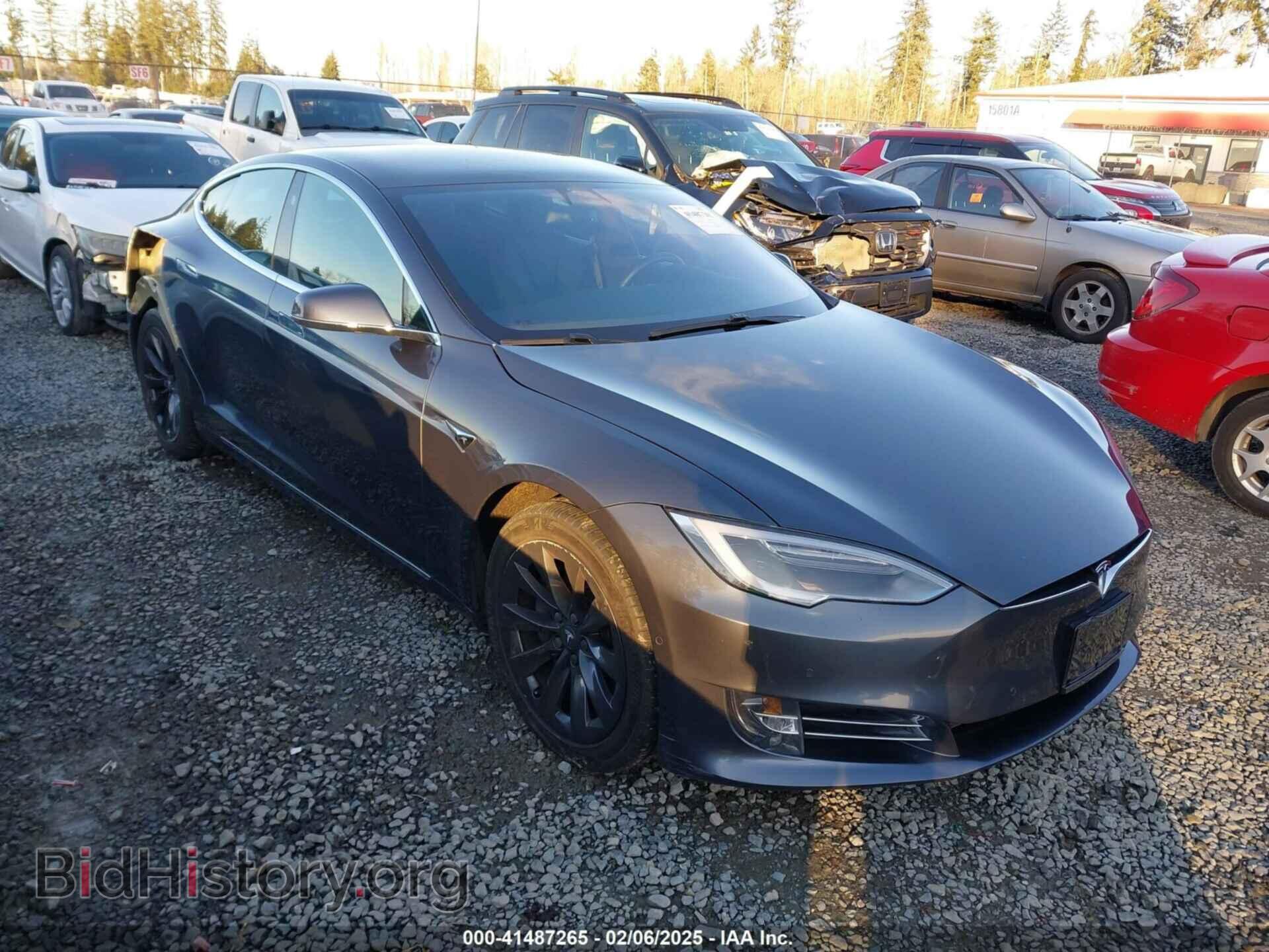 Photo 5YJSA1E21JF300168 - TESLA MODEL S 2018