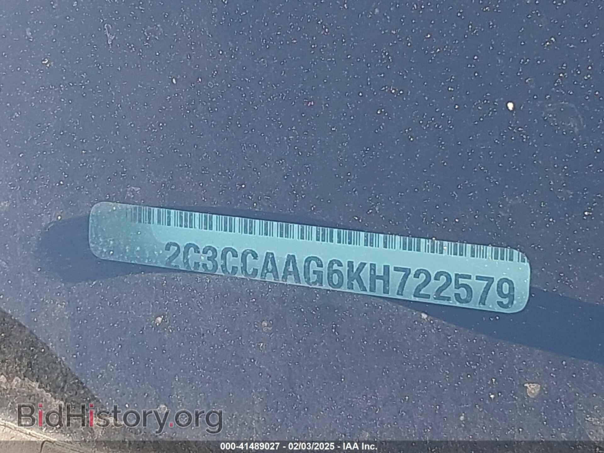 2019 CHRYSLER 300 - VIN: 2C3CCAAG6KH722579 - Фото 18