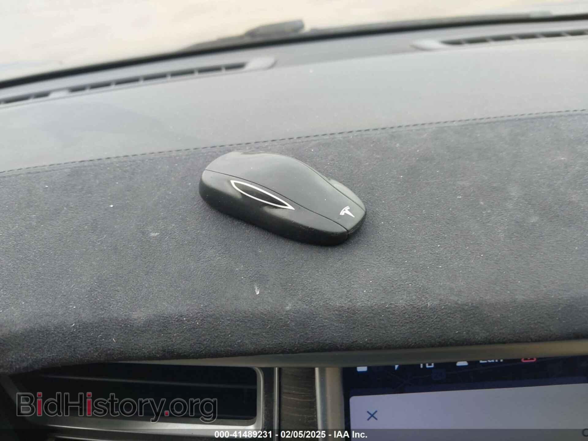 2015 TESLA MODEL S - VIN: 5YJSA1E23FF118463 - Фото 11