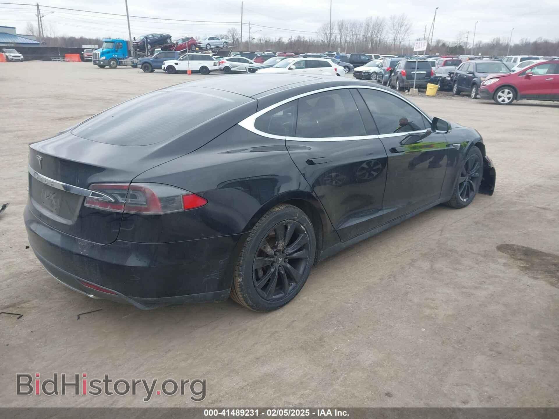 2015 TESLA MODEL S - VIN: 5YJSA1E23FF118463 - Фото 4