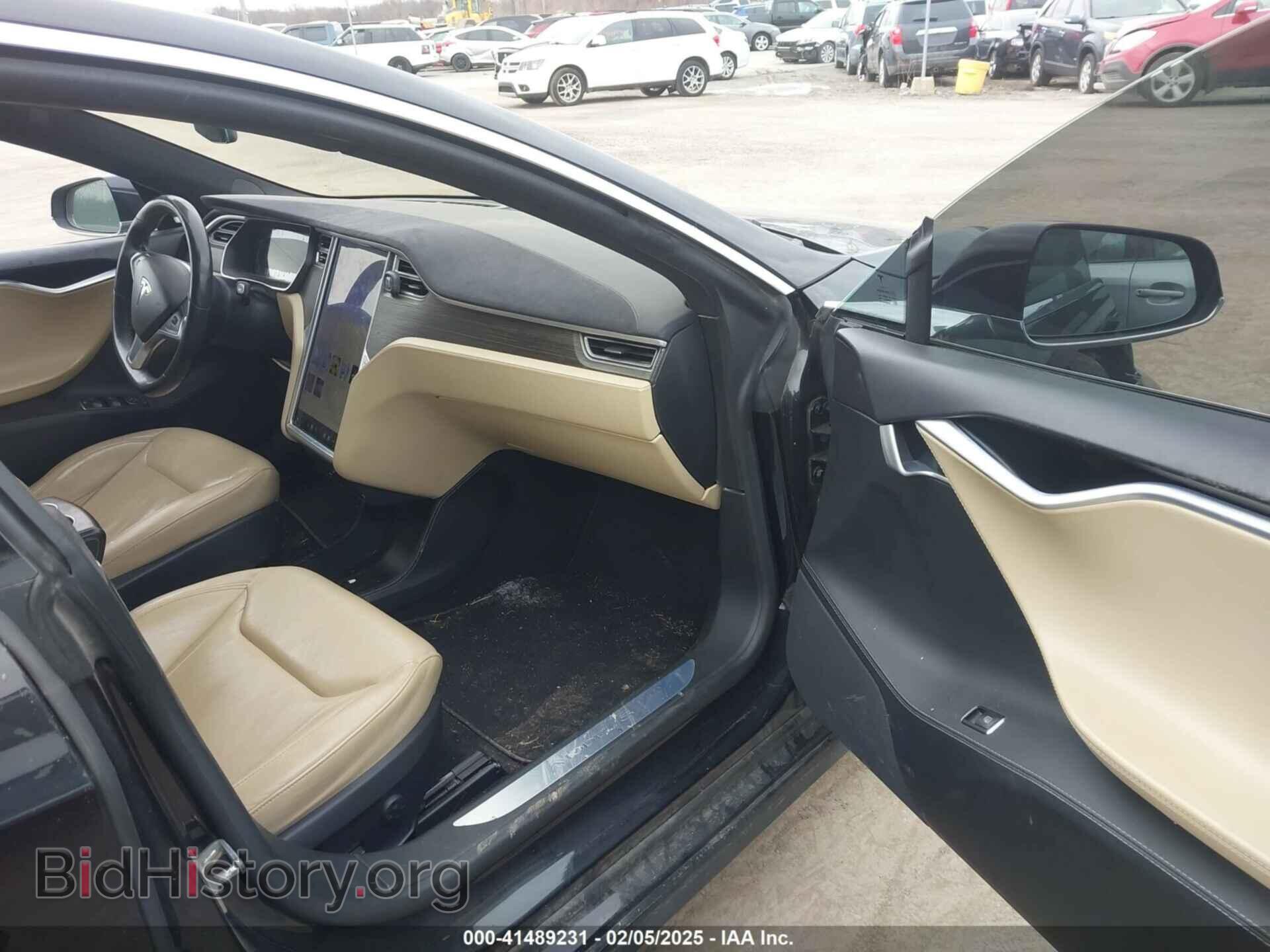 2015 TESLA MODEL S - VIN: 5YJSA1E23FF118463 - Фото 5
