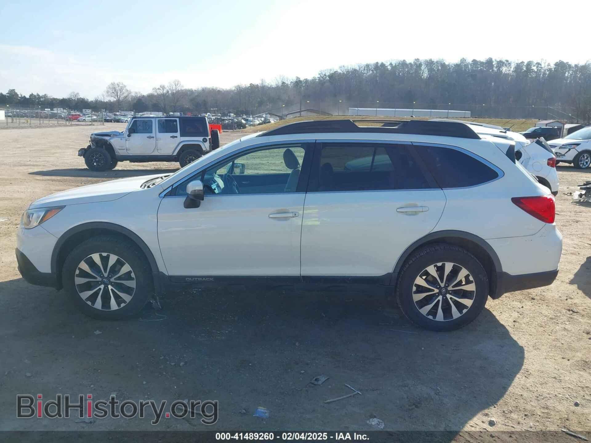 2017 SUBARU OUTBACK - VIN: 4S4BSANC3H3240290 - Фото 14