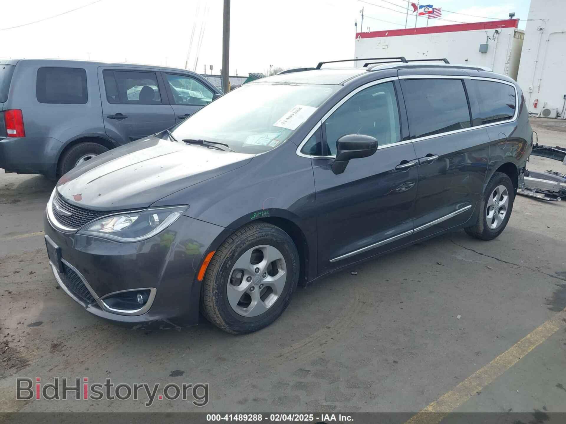 2017 CHRYSLER PACIFICA - VIN: 2C4RC1EG0HR511140 - Фото 2