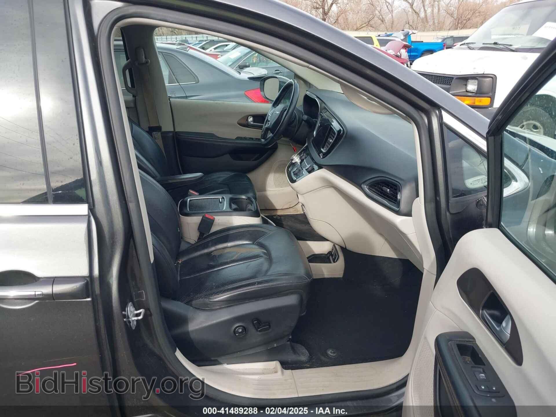 2017 CHRYSLER PACIFICA - VIN: 2C4RC1EG0HR511140 - Фото 5